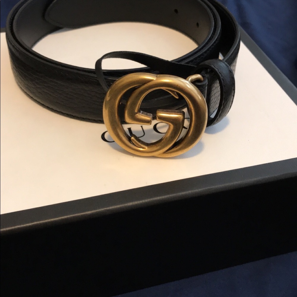 Women’s Gucci belt
